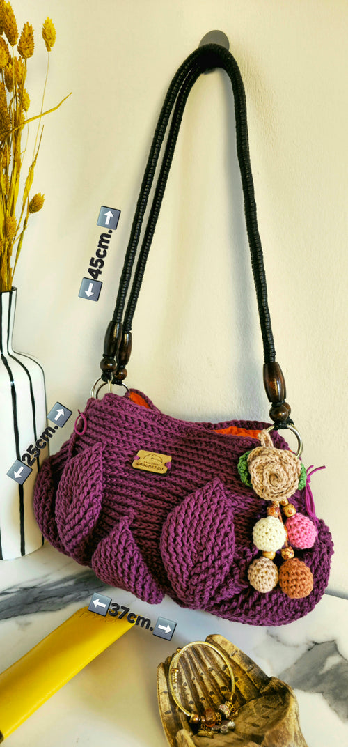 Borsa Crochet "Elis" Viola - Motivo 3D Foglie - Cotone & Lino Foderata - Borsa a Spalla con Tracolla Pelle e Charm "Flora" Esclusivo