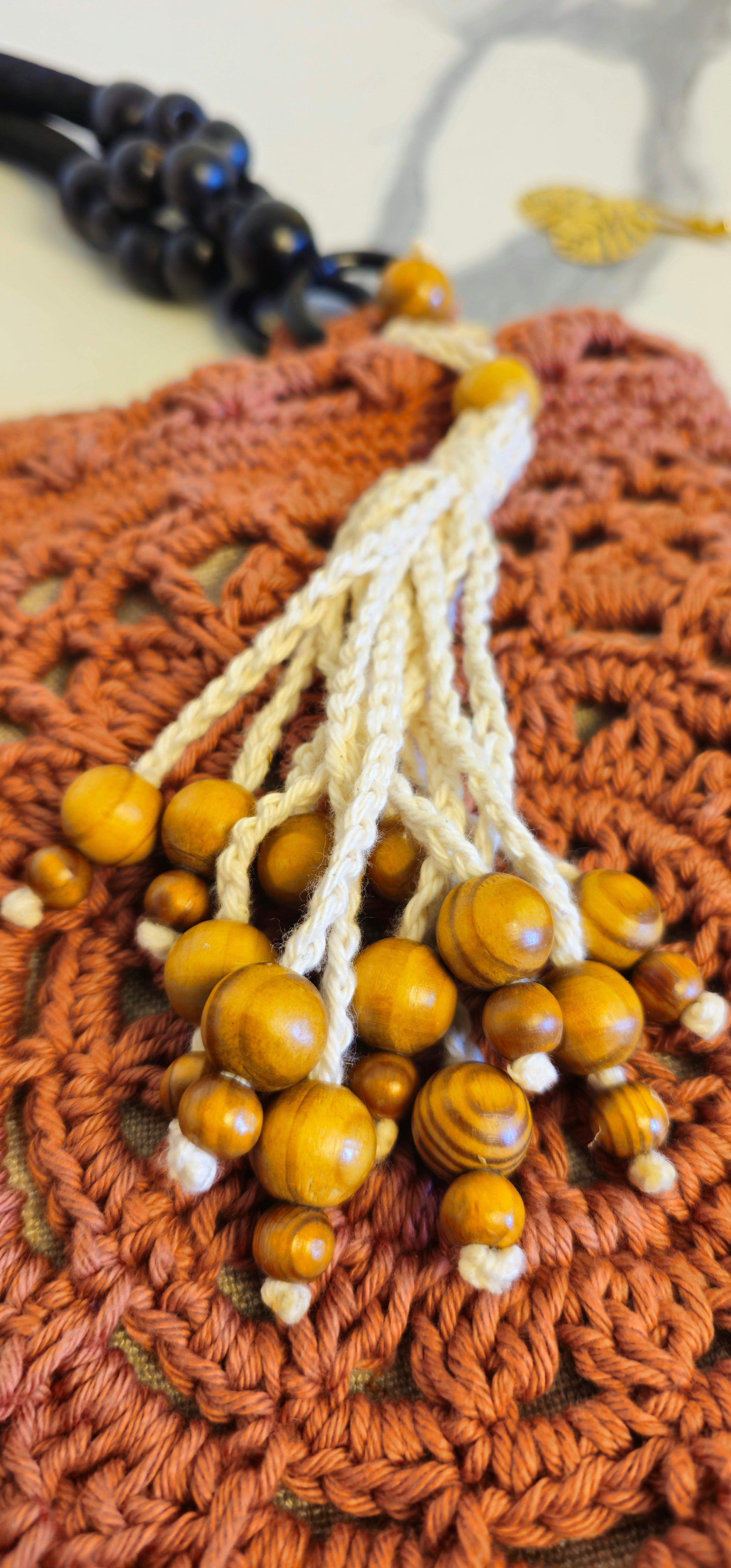 Borsa Crochet in Cotone "Gal" - Pattern Rosone Unico - Lino & Cotone - Borsa a Mano con Fodera a Contrasto e Charm Tassel Maya