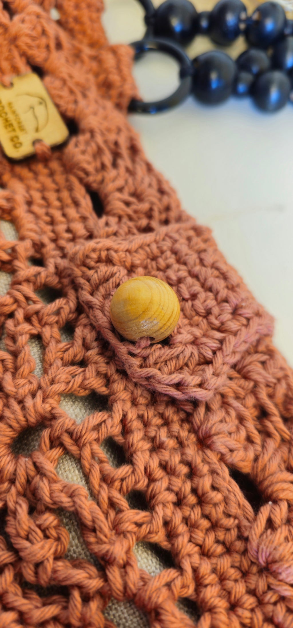 Borsa "Gal" Rosone in Lino e Cotone – Pezzo Unico con Fodera a Contrasto e Charm Maya