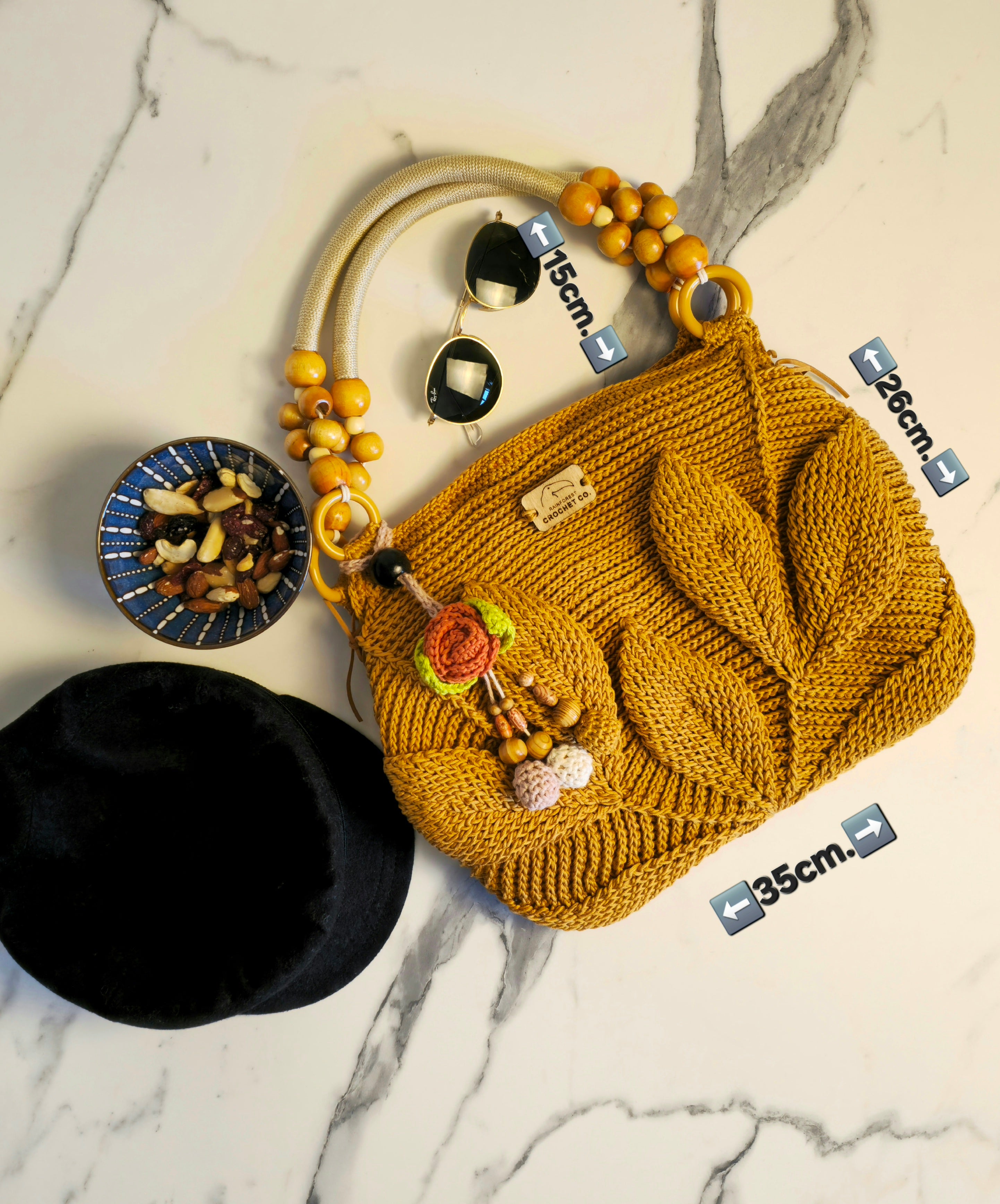 Borsa Crochet "Elis" Giallo Ocra in Cotone Egiziano - Lino & Pelle - Borsa a Spalla con Tracolla Legno e Charm Flora Esclusivo