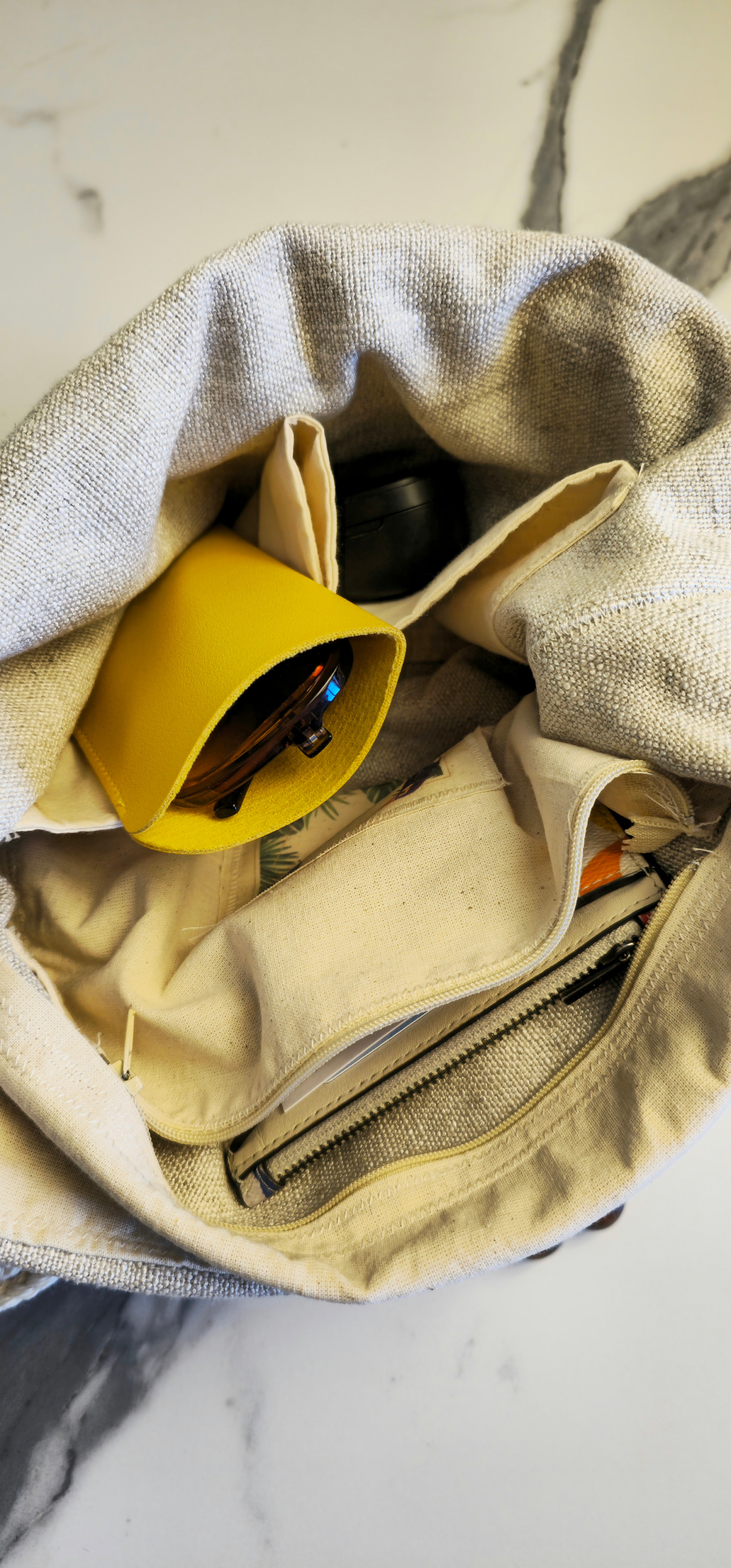 Borsa Crochet "Gal" Écru - Fatto a Mano in Cotone & Lino Naturale - Borsa Rosone con Fondo Rinforzato e Charm Flora