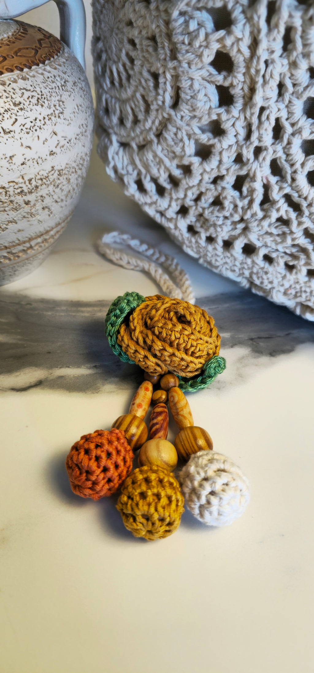 Borsa "Gal" Rosone in Cotone e Lino Naturale – Pezzo Unico con Charm Flora